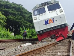 KA Pandalungan Anjlok di Sidoarjo, Penumpang Dievakuasi