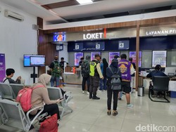 Penumpang Ramai-ramai Batalkan Tiket Imbas Anjloknya KA Pandalungan