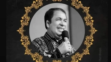 Musisi Senior Ade Manuhutu 'Nona Anna' Tutup Usia