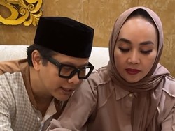 Demi Anak, Dewi Gita dan Armand Maulana Rayakan Lebaran di London