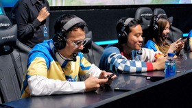 Gibran Main Gim Mobile Legends Dadakan Bareng Raffi Ahmad