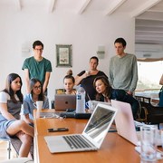 Menariknya Budaya Kerja di Spanyol yang Jam Istirahat Bisa Sampai 2 Jam, Siapa Mau?