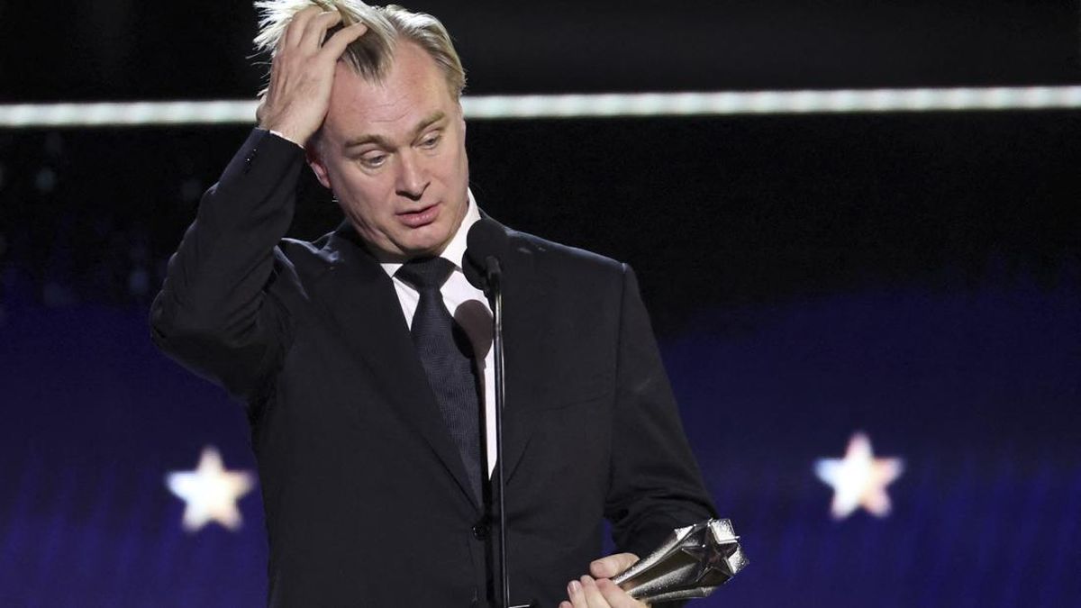 Christopher Nolan Cerita Pemain Muntah Saat Syuting The Odyssey