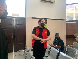 Jalani Sidang Eksepsi, Dito Mahendra Dikawal hingga Didukung Fans