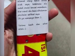Penjual Nasi Ayam Cantik hingga Driver Ojol Bagikan Camilan dan Surat