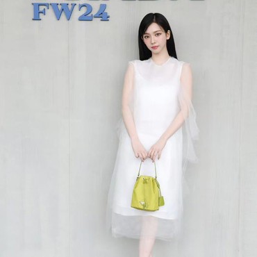 Karina aespa Tulis Surat Permintaan Maaf ke Penggemar usai Kabar Pacaran Rilis