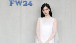 Karina aespa Tulis Surat Permintaan Maaf ke Penggemar usai Kabar Pacaran Rilis
