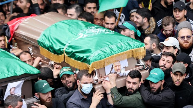 Israel menahan dua saudara perempuan Wakil Ketua Hamas, Saleh al-Aruri, yang terbunuh karena serangan drone di Beirut, Lebanon.