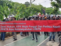 AMPK Gelar Demo di PPATK, Desak Pejabat Tak Tertib LHKPN Mundur