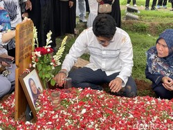 Ibunda Meninggal Dunia, Maxime Bouttier: Bye Mama