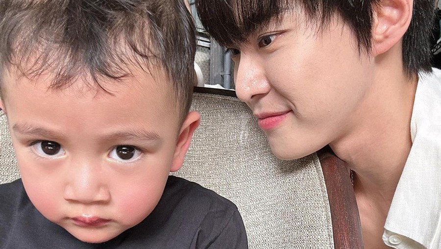 Momen NCT 127 berkunjung ke rumah Raffi Ahmad dan Nagita Slavina