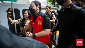 Pengadilan Tinggi Perberat Hukuman Dito Mahendra Jadi 1 Tahun Penjara