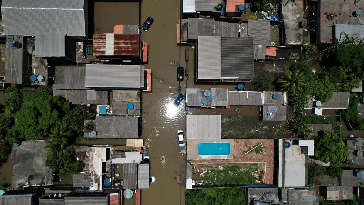 FOTO: Banjir Bandang di Brasil Tewaskan 12 Orang