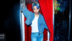 Lirik Lagu Dusk Till Dawn - Amber Liu