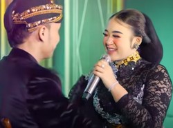Lirik Lagu Lintang Asmoro Niken Salindry feat Akbar Versi Campursari