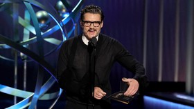 Pedro Pascal Guyon Soal Cedera Bahu: Kieran Culkin Memukuliku