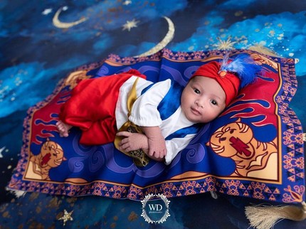 7 Potret Gemas Bayi Laki-Laki Artis saat Photoshoot Newborn, Ada yang Jadi Aladdin