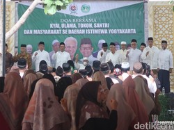 Kiai di Jogja Deklarasi Dukung Ganjar-Mahfud: Dekat dengan NU dan Pesantren