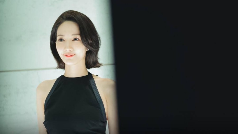 Transformasi Park Min Young dalam drama Korea Marry My Husband