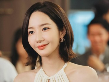 img-title Park Min Young Keluar, Ini Sederet Artis Korea di Bawah Agensi Hook Entertainment