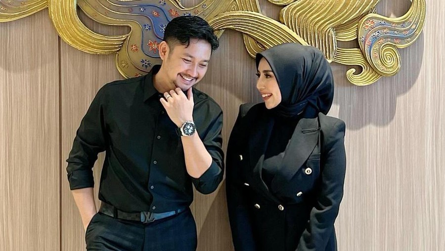 Angga Wijaya dan Nurul Kamaria