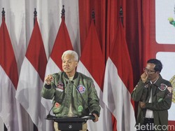 Ganjar Bicara Pentingnya TNI Bantu Penegak Hukum Berantas Illegal Economy
