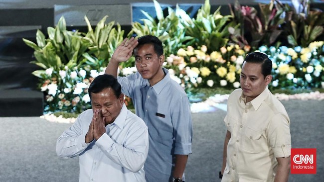 Selain berterima kasih, Capres nomor urut 2, Prabowo Subianto meminta maaf kepada wartawan jika ada kesalahan dalam aktivitas peliputan Pilpres 2024.