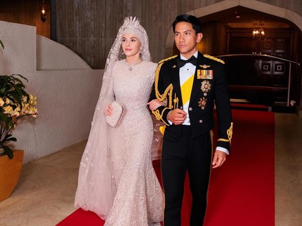 5 Potret Gaun Pengantin Anisha Rosnah Isa Kalebic saat Menikah dengan Pangeran Mateen