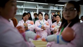 FOTO: Cemas Xi Jinping Lihat Populasi China Menyusut