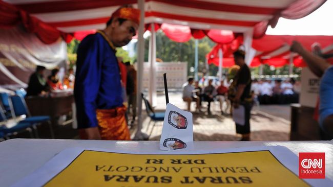 Berikut link dan cara cek real count KPU DPR RI 2024 yang bisa akses secara berkala melalui berbagai perangkat.
