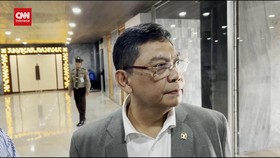 VIDEO: Utut Sebut Ada Arahan Untuk Tak Bahas Keluarnya Ara dari PDIP