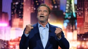 Arnold Schwarzenegger Dukung Kamala Harris Meski Tetap Republikan