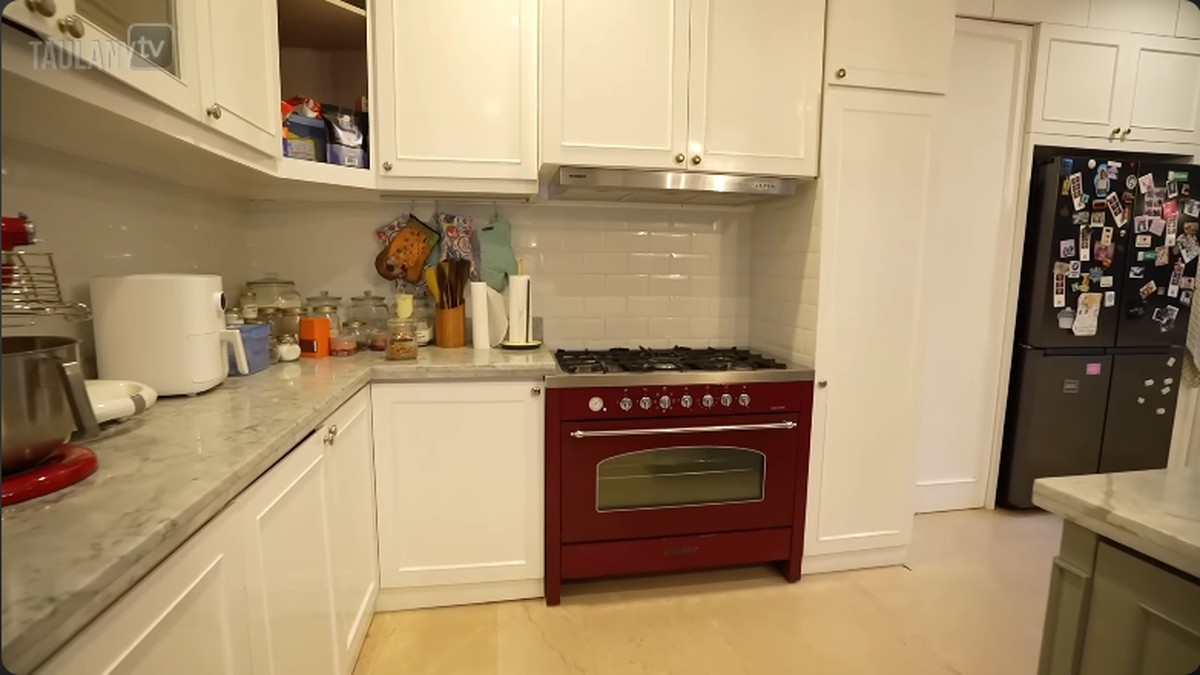 dapur bergaya American Style di rumah BCL