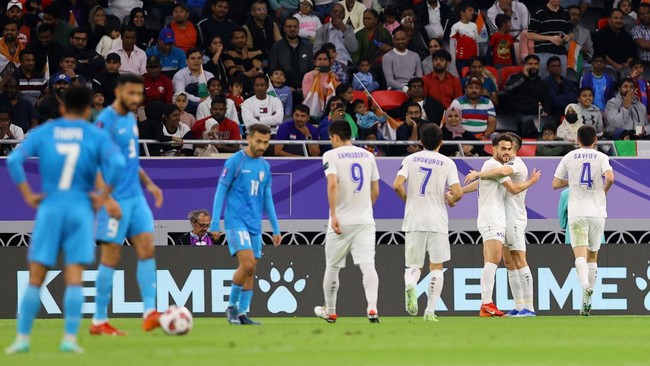 Uzbekistan meraih kemenangan meyakinkan 3-0 atas India pada matchday kedua Grup B Piala Asia 2023.