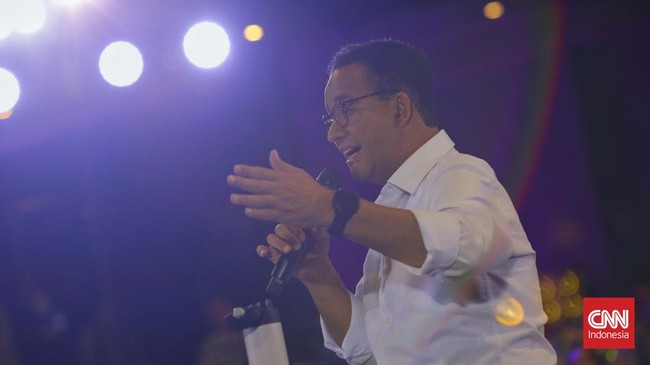 Capres Anies Baswedan mengaku bersyukur karena menempati posisi pertama dalam survei yang dilakukan Bloomberg terhadap 17 ekonom dan analis senior.