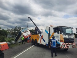 Tol Mojokerto-Surabaya Ditutup Sementara Imbas Laka Harapan Jaya Vs Kuda