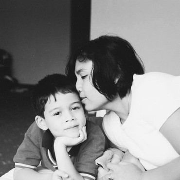 Ibunda Meninggal Dunia, Maxime Bouttier Unggah Foto Masa Kecil