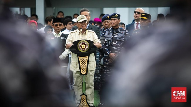 Kapuspen TNI menyatakan Kepres yang dikeluarkan tahun 1998 adalah pemberhentian dengan hormat, mendapatkan hak pensiun dan tidak ada kata-kata pemecatan.