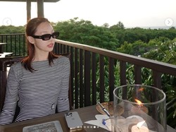 Nayeon TWICE Pamer Foto-foto Liburan di Bali
