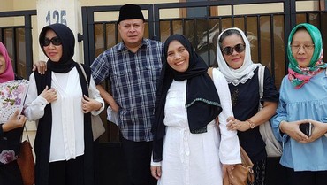 Terpopuler: Penampakan Rumah Maxime Bouttier hingga Pandangan Peggy Soal Harta