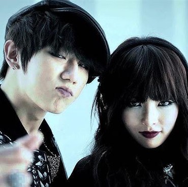 Move On dari Dawn, Hyuna Resmi Pacaran dengan Yong Jun Hyung