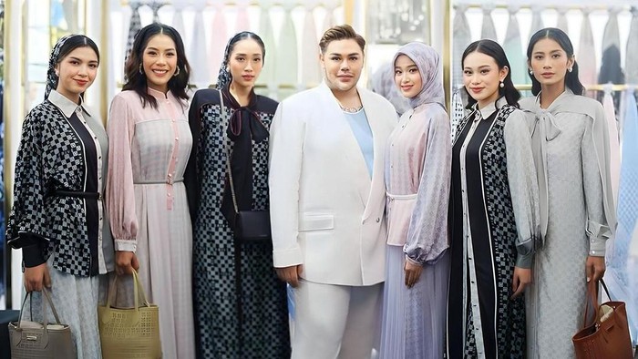 Ivan Gunawan Beri Donasi untuk Gaza dari Hasil Penjualan Koleksinya, Ini Daftarnya!