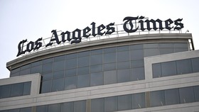 Los Angeles Times Bakal PHK 100 Jurnalis