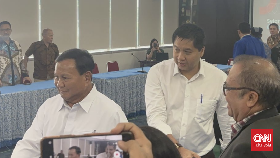 Maruarar Sirait Dampingi Prabowo ke Kantor PGI