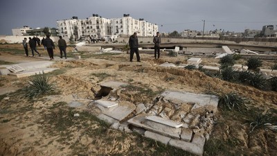 Kementerian Kesehatan yang berbasis di Gaza, Palestina mencatat total korban tewas akibat serangan Israel ke Gaza mencapai 24.927 jiwa hingga Sabtu (20/1).
