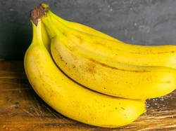 5 Buah-buahan Kaya Serat Pengganti Kurma
