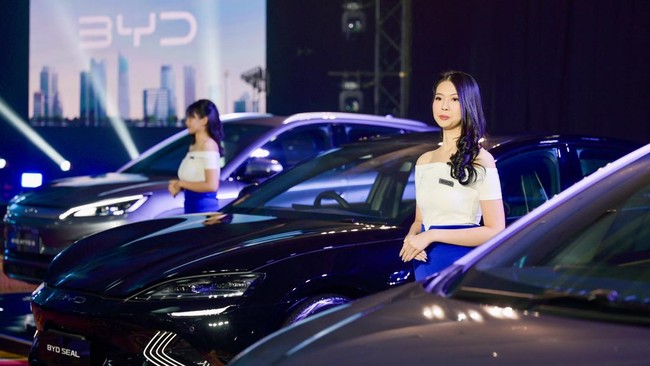 FOTO: BYD Resmi Masuk Indonesia Bawa Investasi Rp20 Triliun