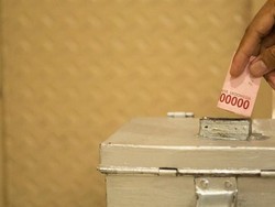 5 Hadits tentang Sedekah Beserta Keutamaan dan Manfaat Melakukannya