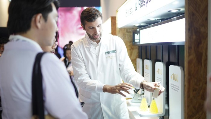 Skin University by L'Oreal, Acara Edukasi Skin Science Langsung dari Para Pakar