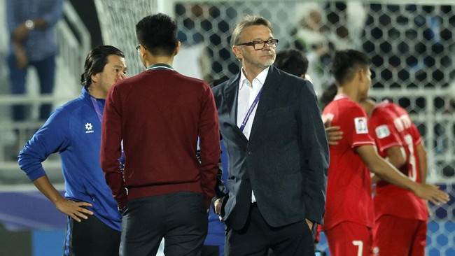 Pelatih Timnas Indonesia, Troussier, Mengakui Kualitas Mengesankan 20 Pemain Bintang